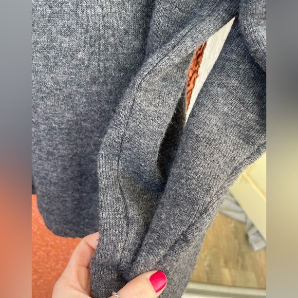 EXPRESS TRICOT - Grey Long Sleeve Hooded Zip-Up Wool Blend Sweater Size Large - Picture 5 of 6